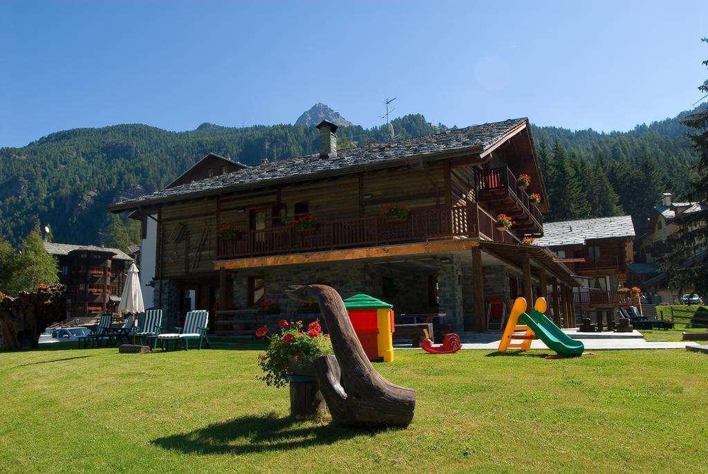 Hotel Bellevue Champoluc Exterior foto